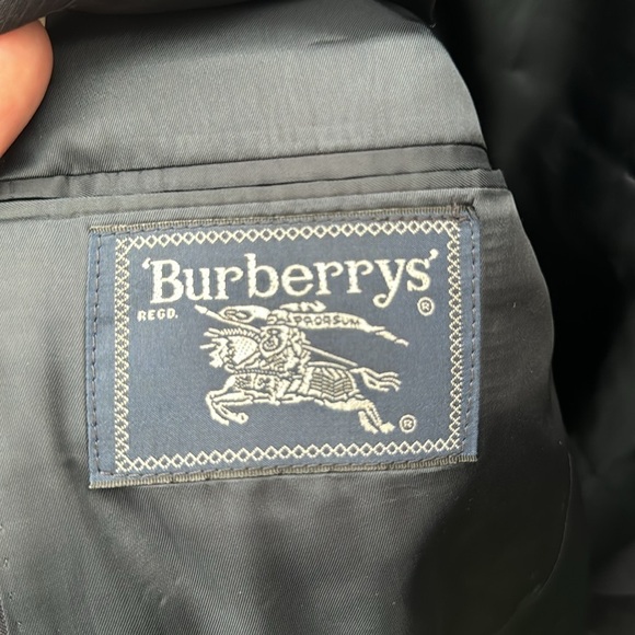 Burberry’s vintage wool blazer, navy blue, size 46 - Picture 8 of 9